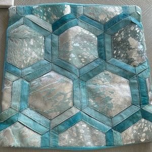 Michael Amini Metallic Hexagon Turquoise/Silver Throw Pillow
(20x20)  (2)